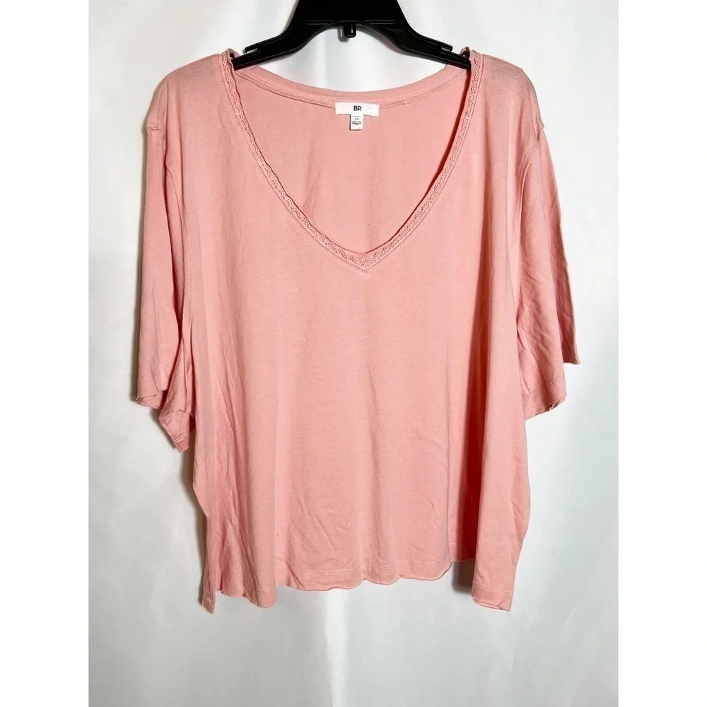 NWT BP. Oversized Lace Trim T-Shirt in Pink - Picture 2 of 3